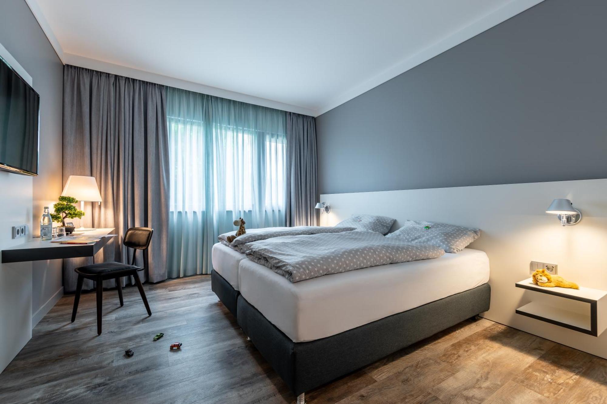 Hotel Leipheim Sued ภายนอก รูปภาพ
